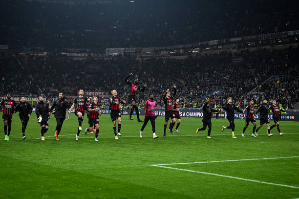 受到来自俱 受到来自俱